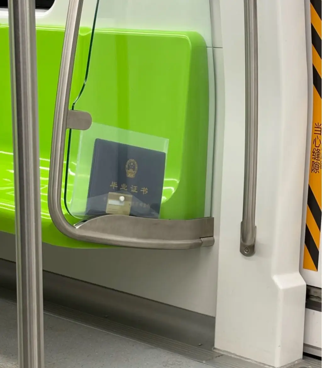 图片[16]-温碧霞被亲了又亲，老公都拉不住继子；女子泼水节后体内检测出迷奸药；讲真，空调和热水器如果可以随便用，条件是不错的……-吃瓜网