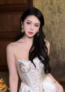 斗鱼三S的张琪格换平台后，人气下滑，称自己最近压力大到淋巴长痘口腔溃疡！网友:应该是年纪上去了，代谢慢！-吃瓜网